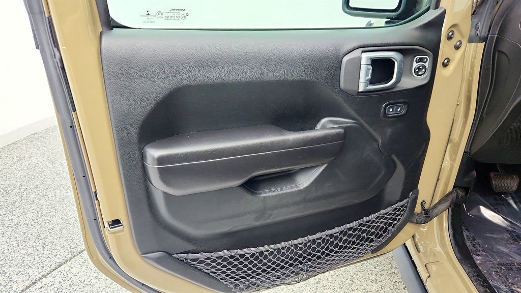 Used 2020 Jeep Gladiator Rubicon image 10