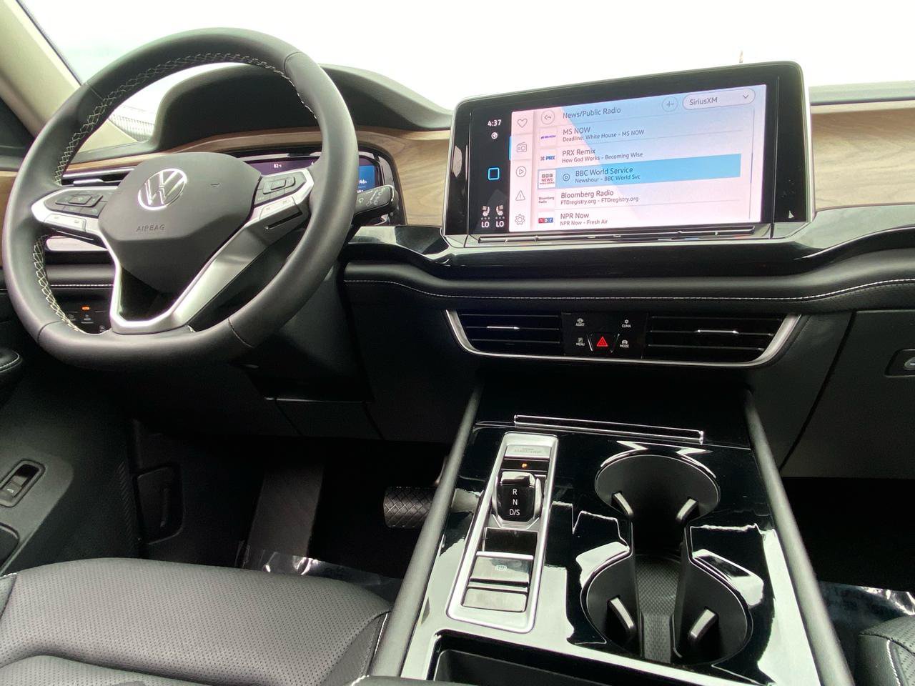 Used 2026 Volkswagen Atlas SE AWD/4WD image 35