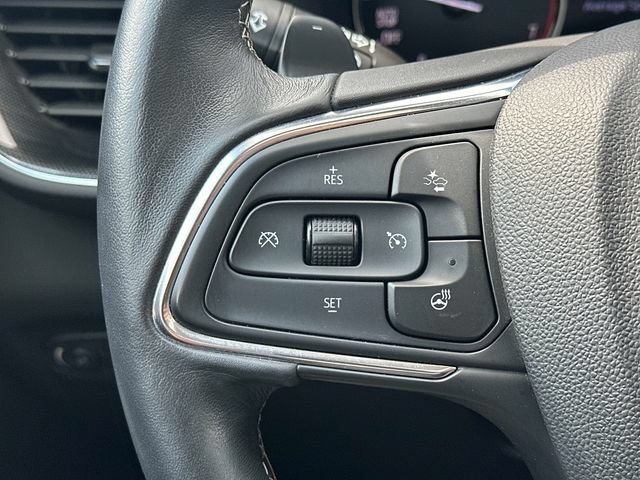 Used 2021 Buick Envision Essence FWD image 22