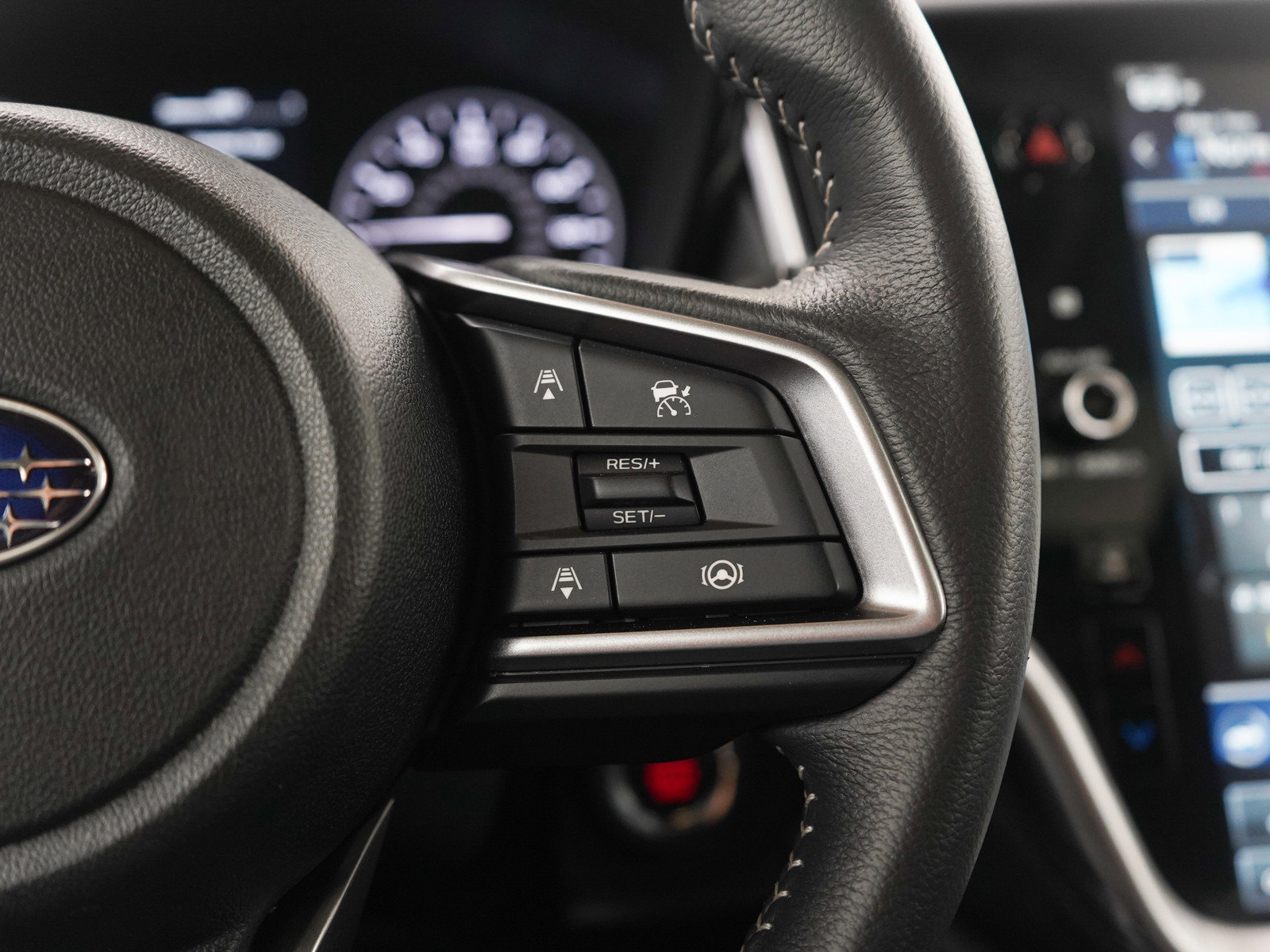 Certified 2025 Subaru Outback Premium image 26