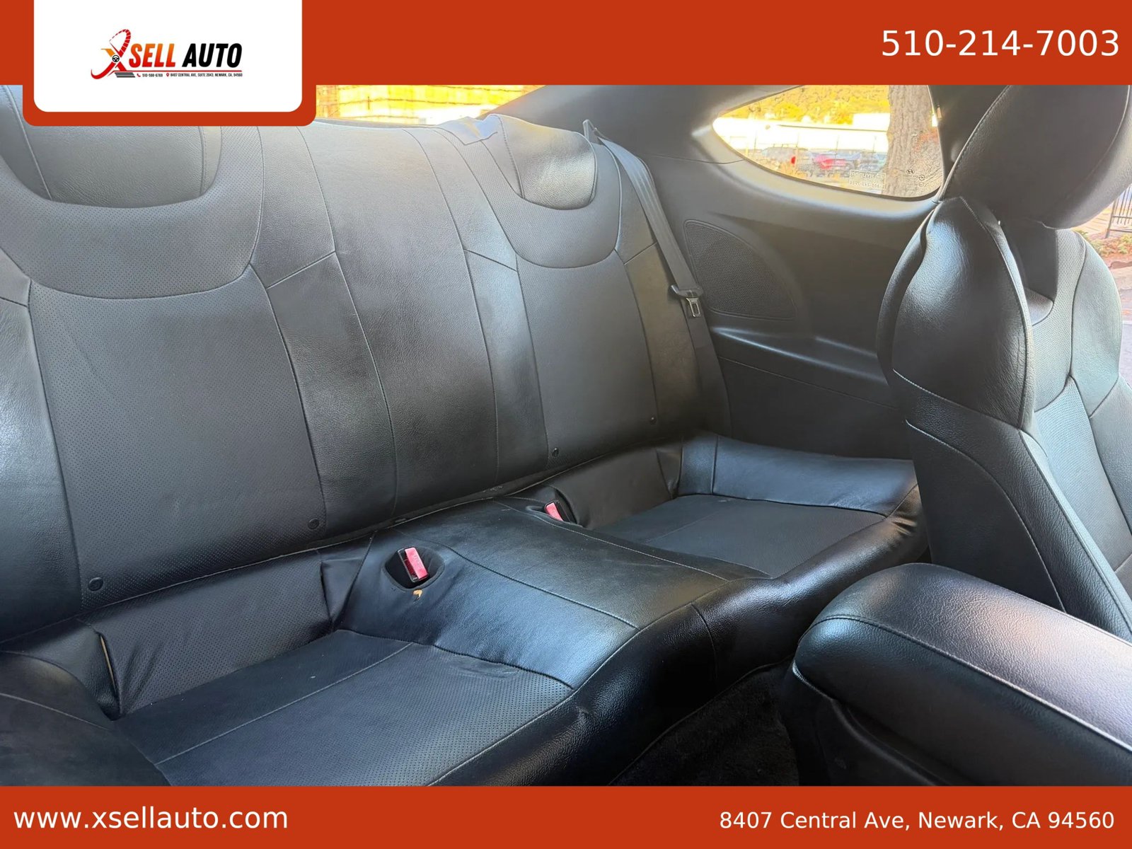 Used 2011 Hyundai Genesis 3.8 RWD image 9