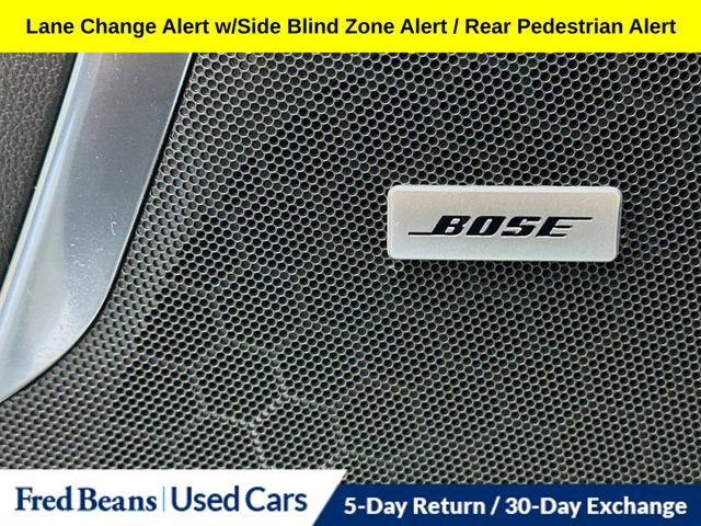 Certified 2022 Chevrolet Suburban Z71 w/ Luxury Package image 21