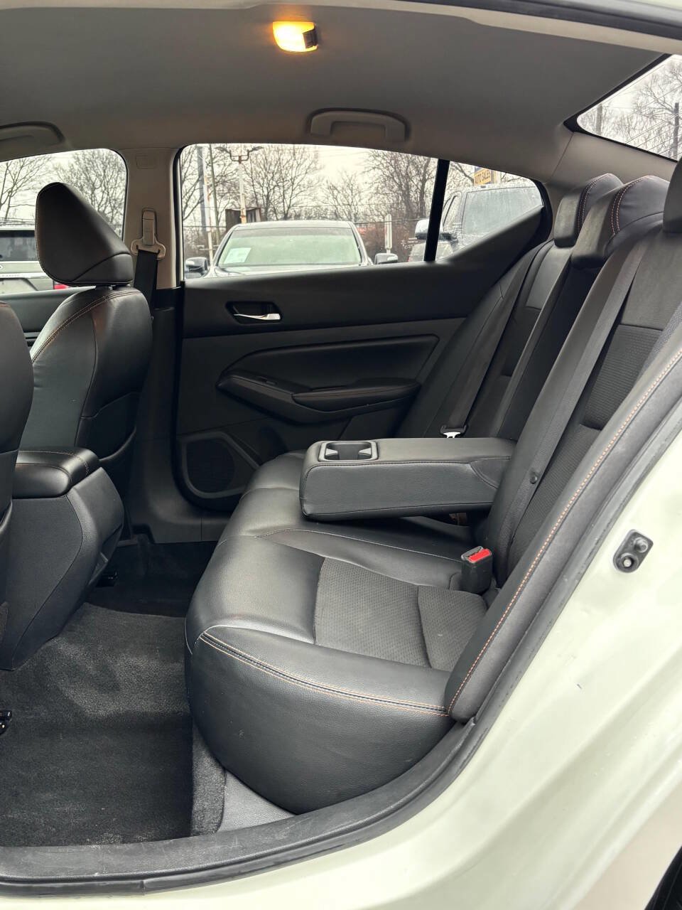 Used 2020 Nissan Altima 2.5 SR image 12