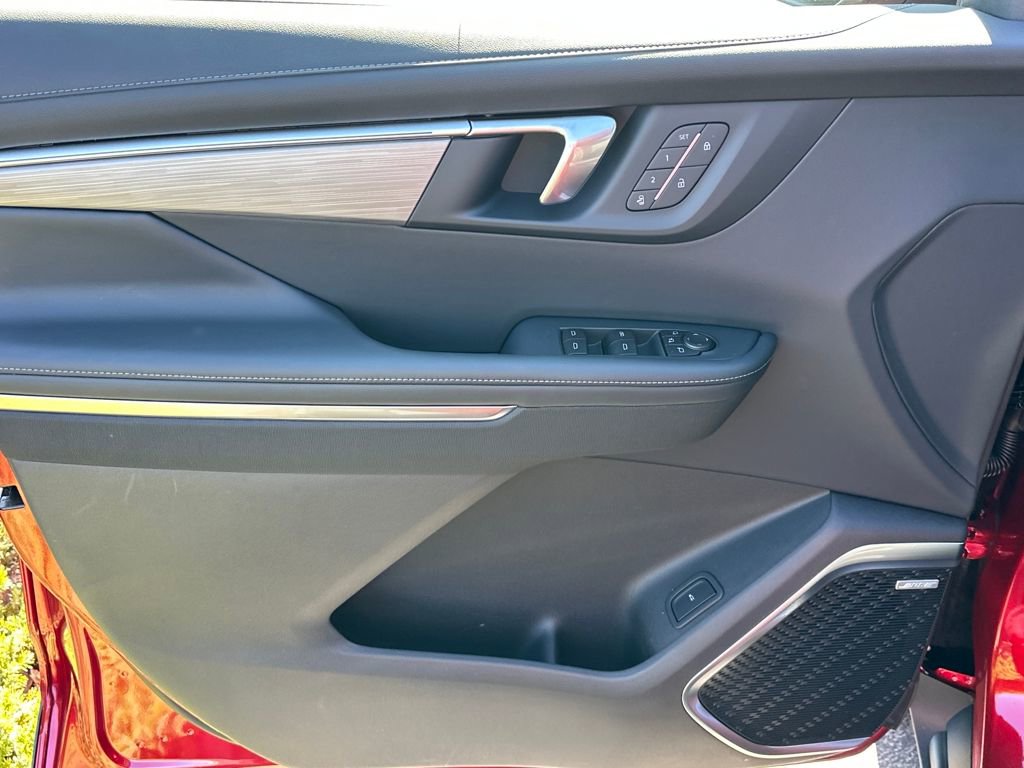 New 2026 Buick Enclave Preferred w/ Power Package image 10