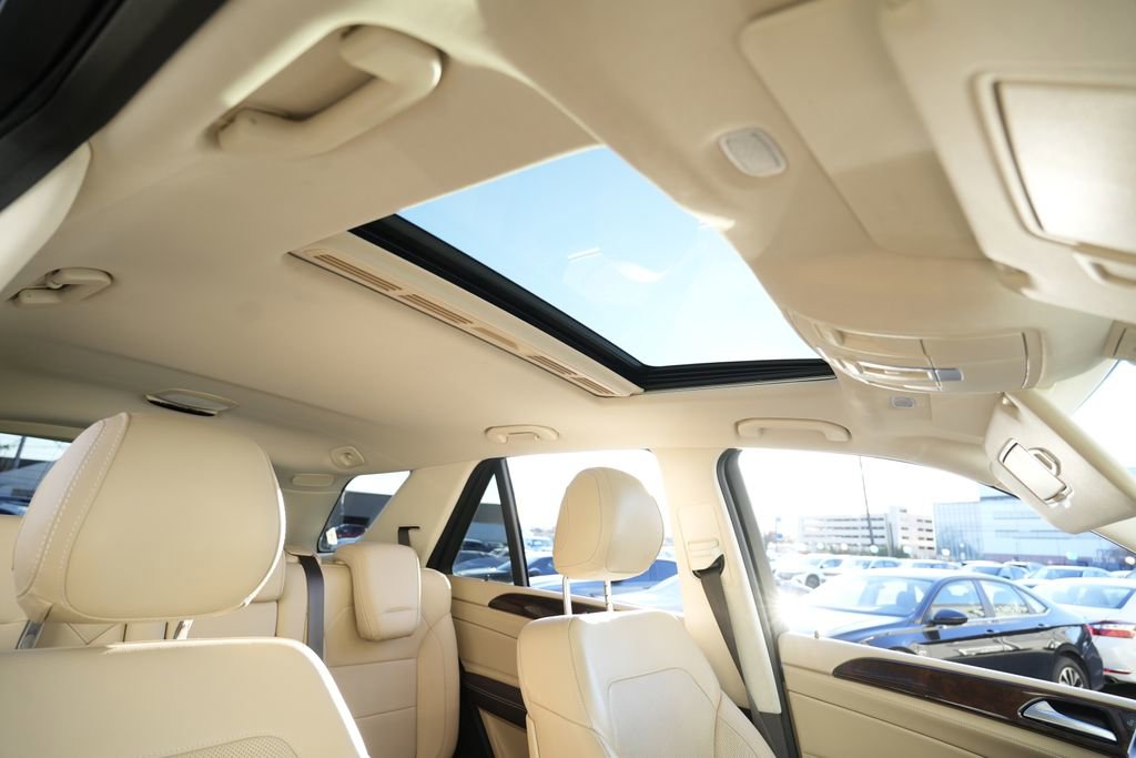 Used 2017 Mercedes-Benz GLE 400 4MATIC image 35