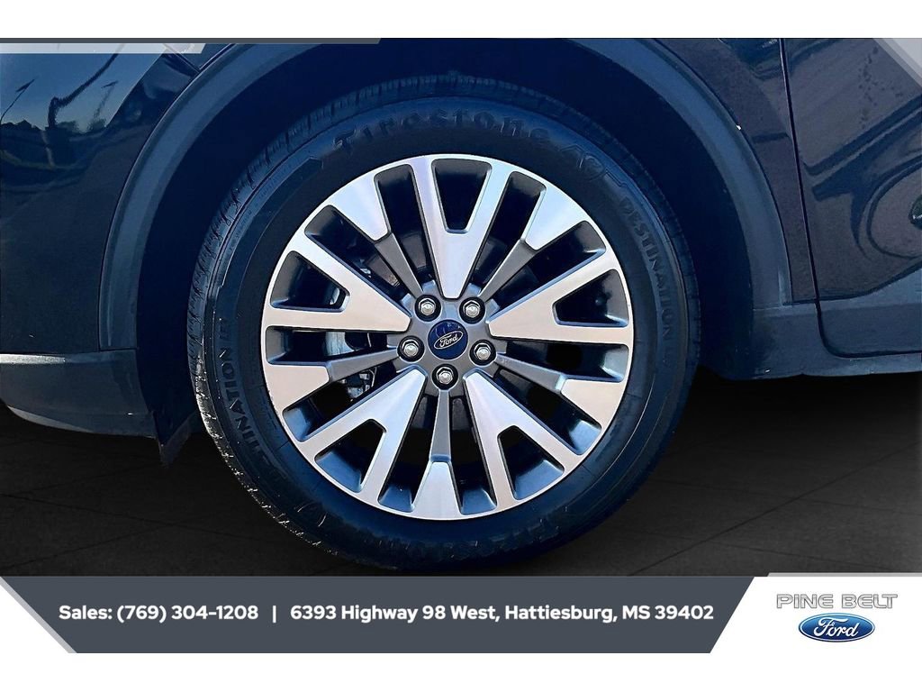 Used 2022 Ford Escape Titanium AWD/4WD image 7