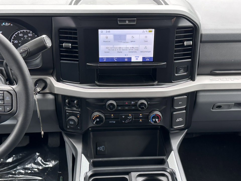 New 2025 Ford F250 XLT w/ FX4 Off-Road Package image 21