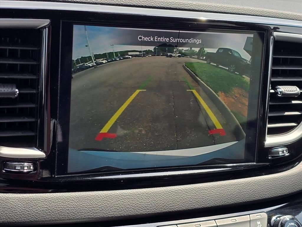 Used 2025 Chrysler Pacifica Select FWD image 5