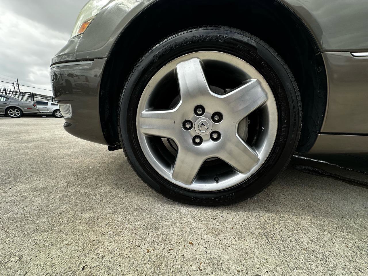 Used 2005 Lexus LS 430 image 90