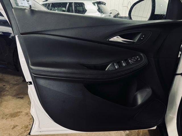 Used 2024 Buick Encore GX Preferred image 11