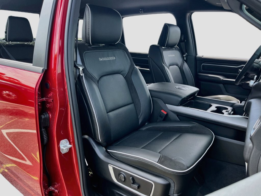 New 2026 RAM 1500 Laramie AWD/4WD image 24