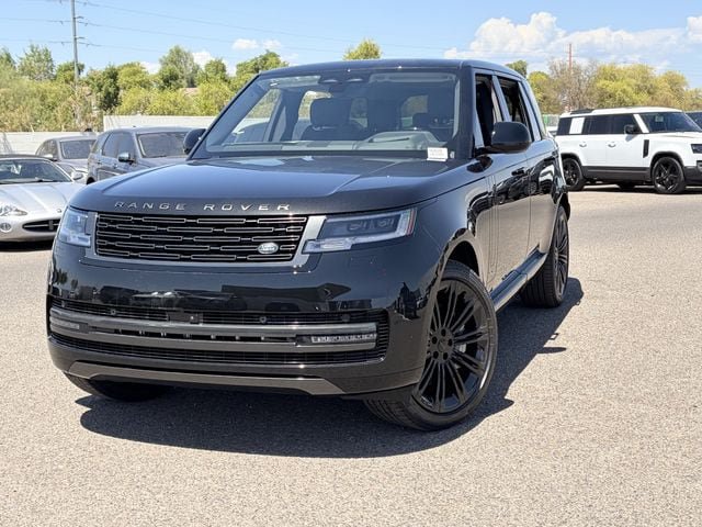 New 2026 Land Rover Range Rover Long Wheelbase SE AWD/4WD image 3