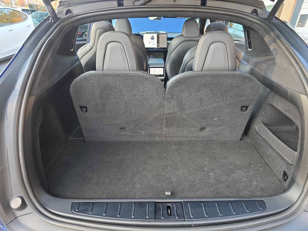 Used 2022 Tesla Model X Plaid image 15
