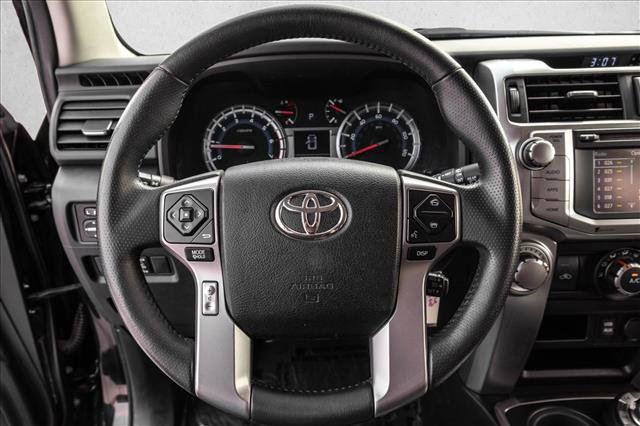 Used 2018 Toyota 4Runner SR5 image 18