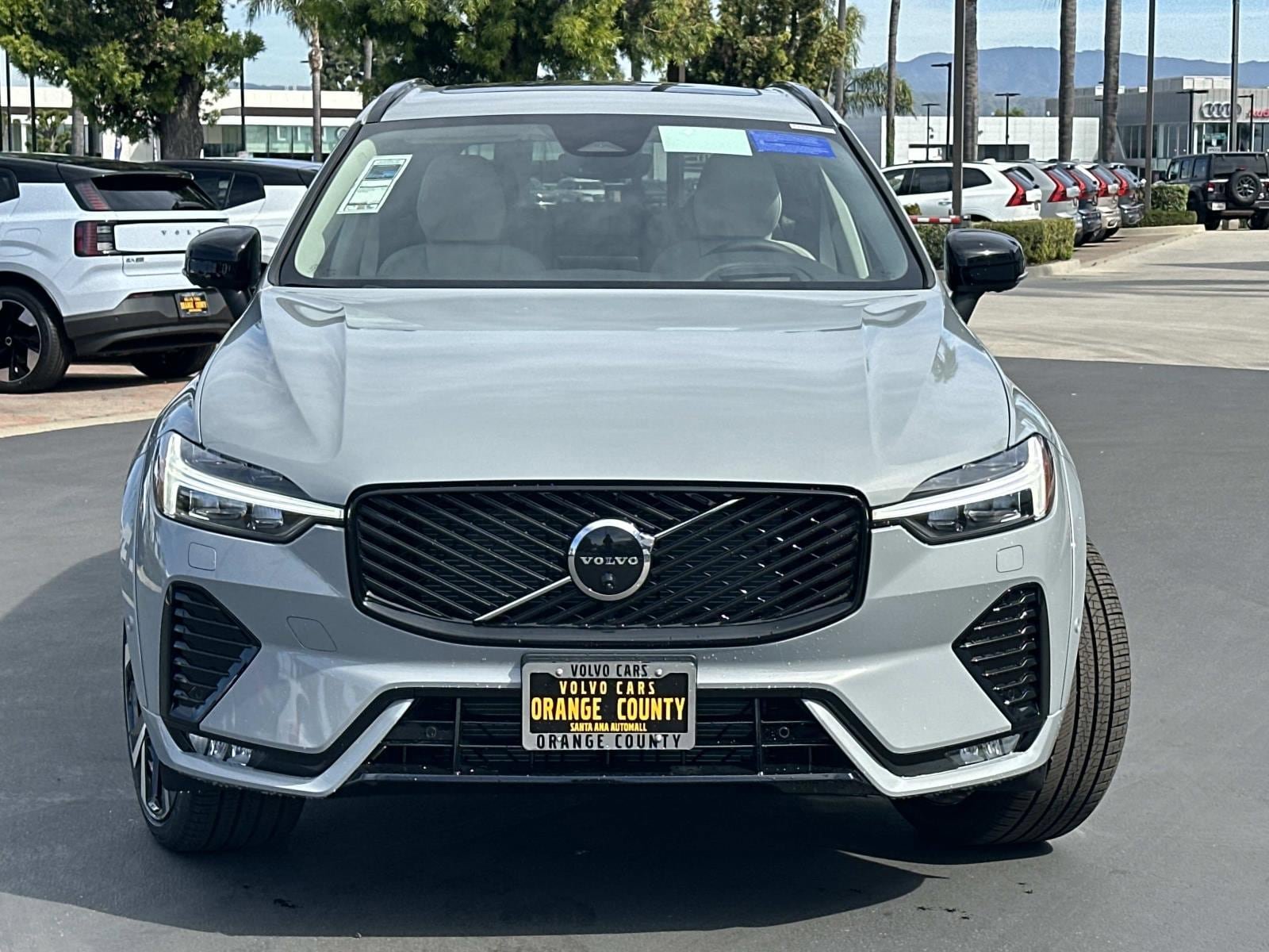 New 2026 Volvo XC60 B5 Ultra w/ Climate Package AWD/4WD image 2