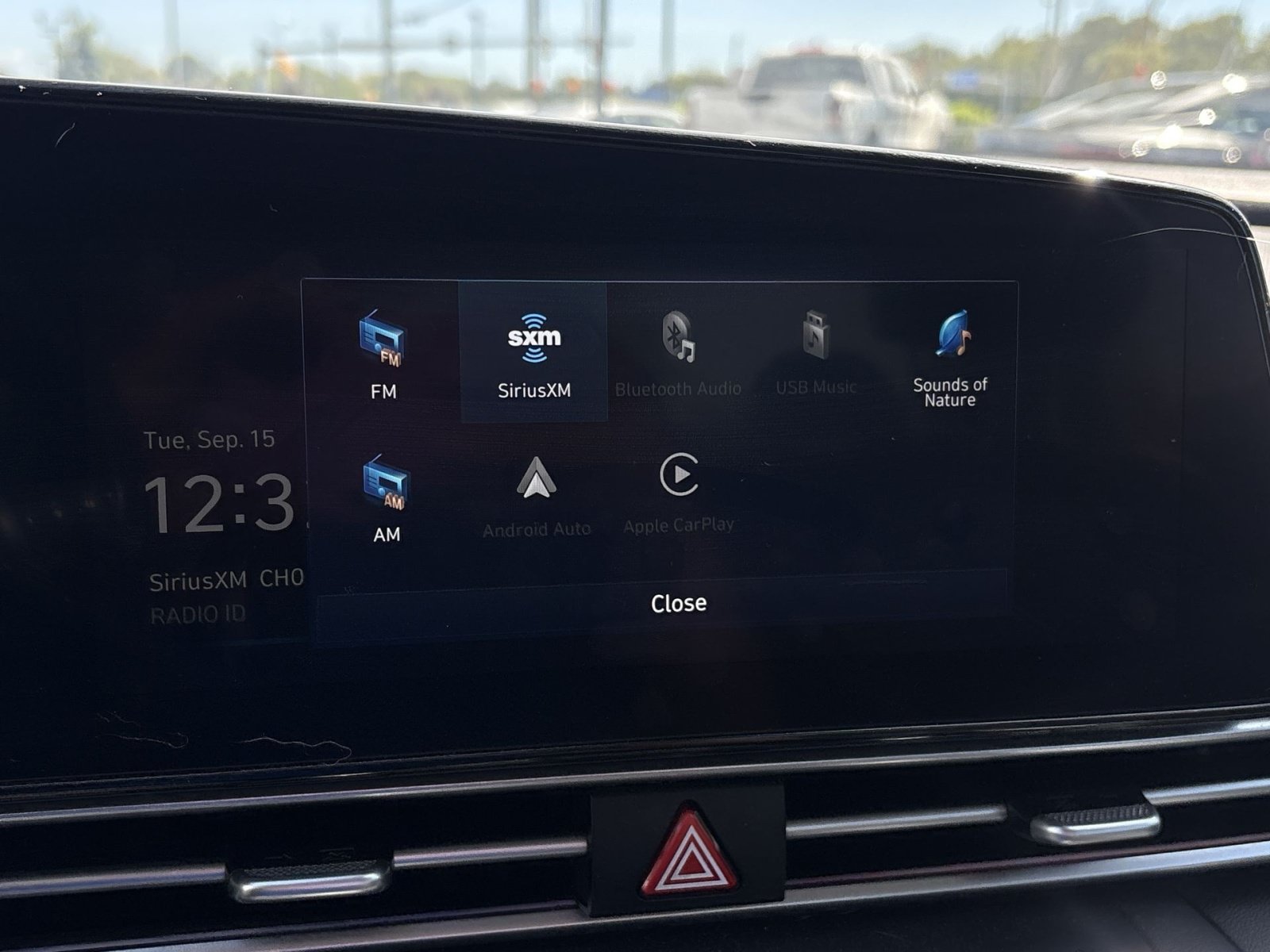 Certified 2025 Hyundai Elantra Limited FWD image 18