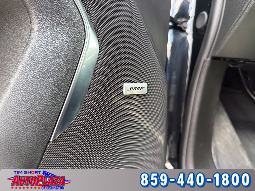 Used 2024 GMC Yukon XL AT4 w/ AT4 Premium Plus Package AWD/4WD image 34