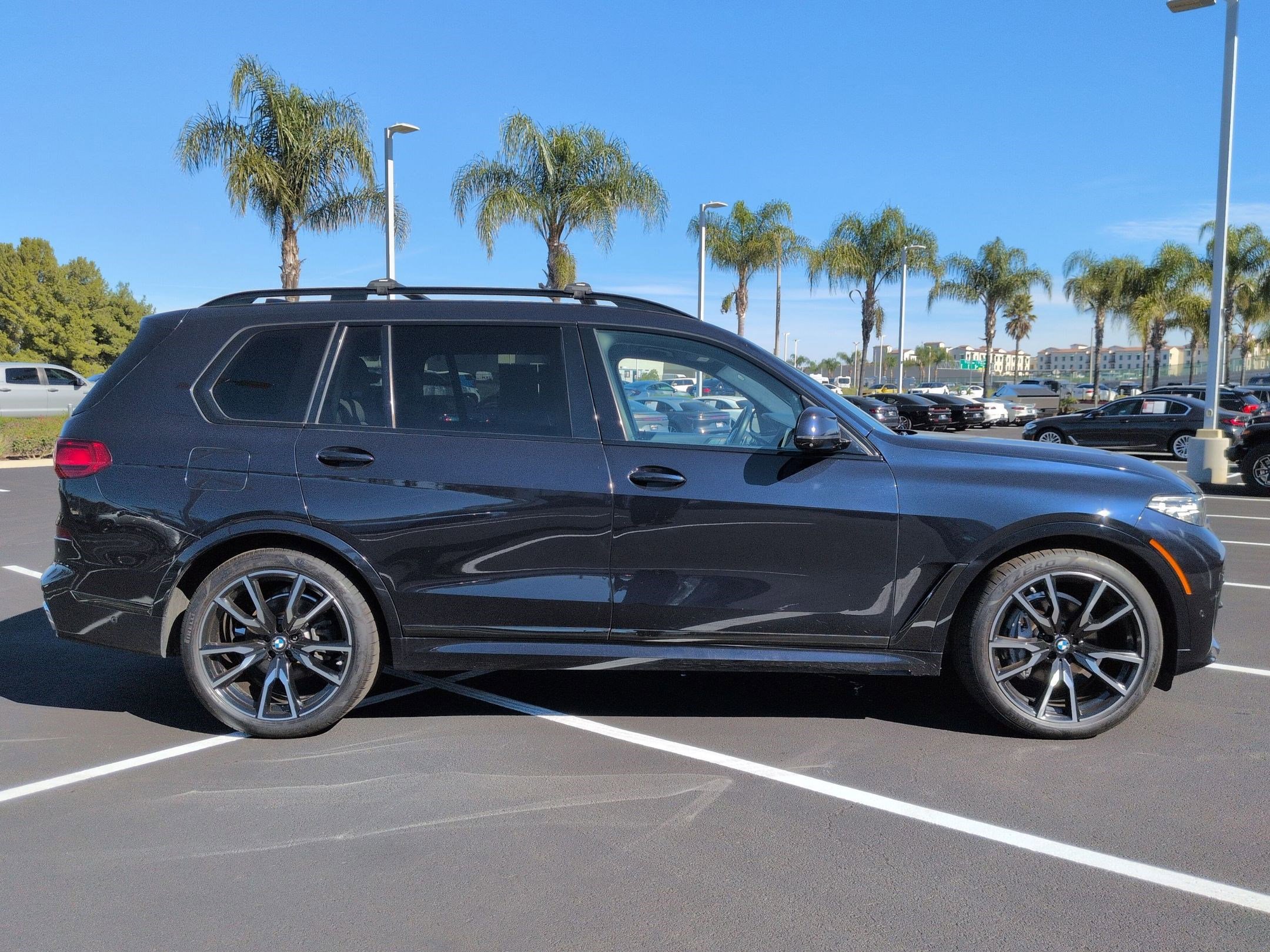 Used 2019 BMW X7 xDrive40i w/ Premium Package image 11