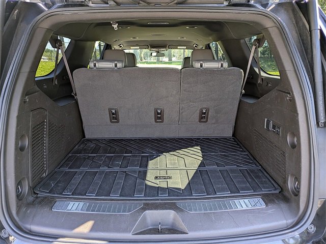 Used 2021 Chevrolet Suburban Z71 w/ Z71 Off-Road Package image 12