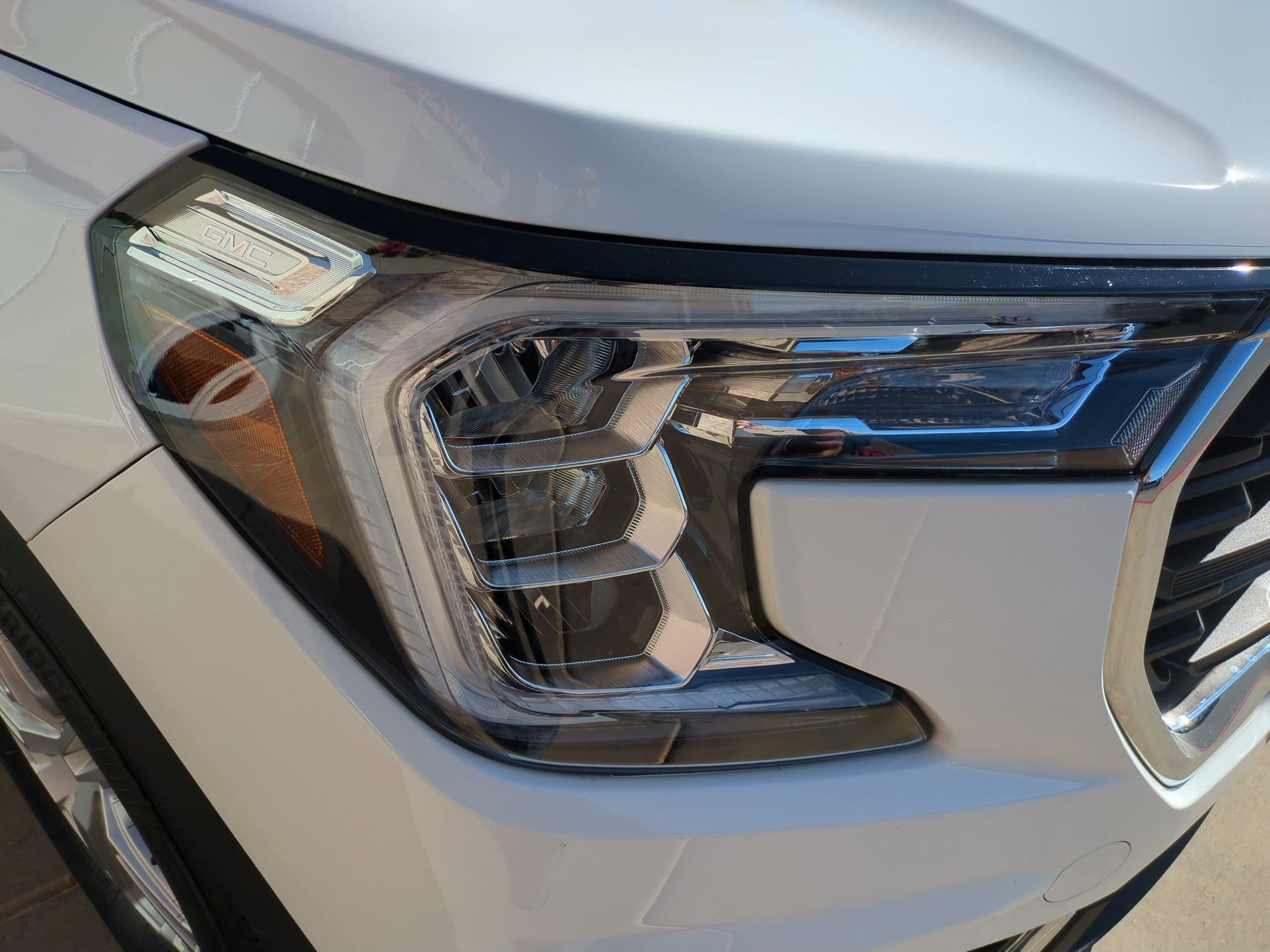 Certified 2022 GMC Terrain SLE w/ Driver Convenience Package image 10