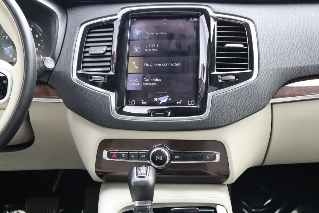 Used 2016 Volvo XC90 T6 Momentum w/ Momentum Plus Package AWD/4WD image 28