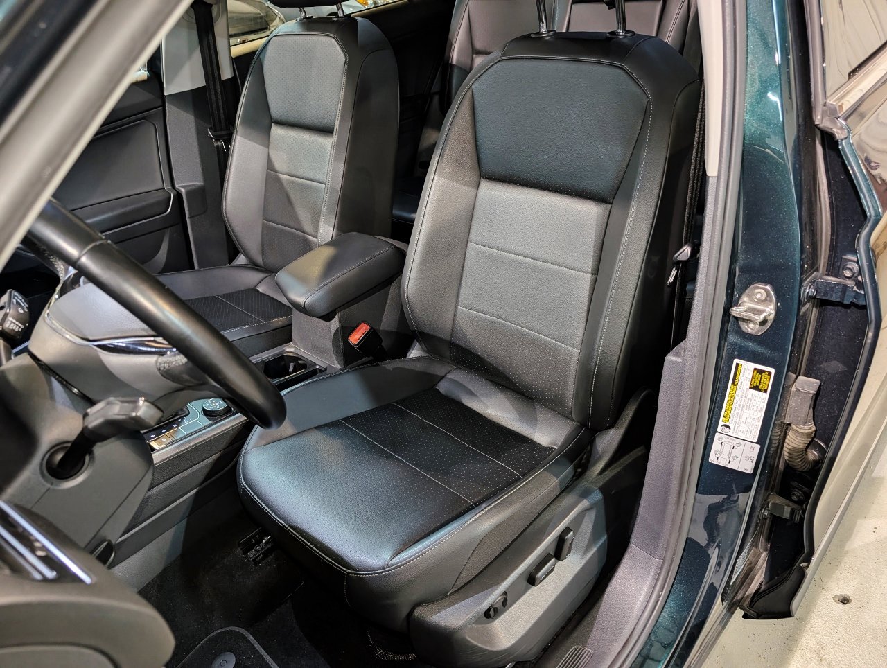 Used 2019 Volkswagen Tiguan SEL image 20