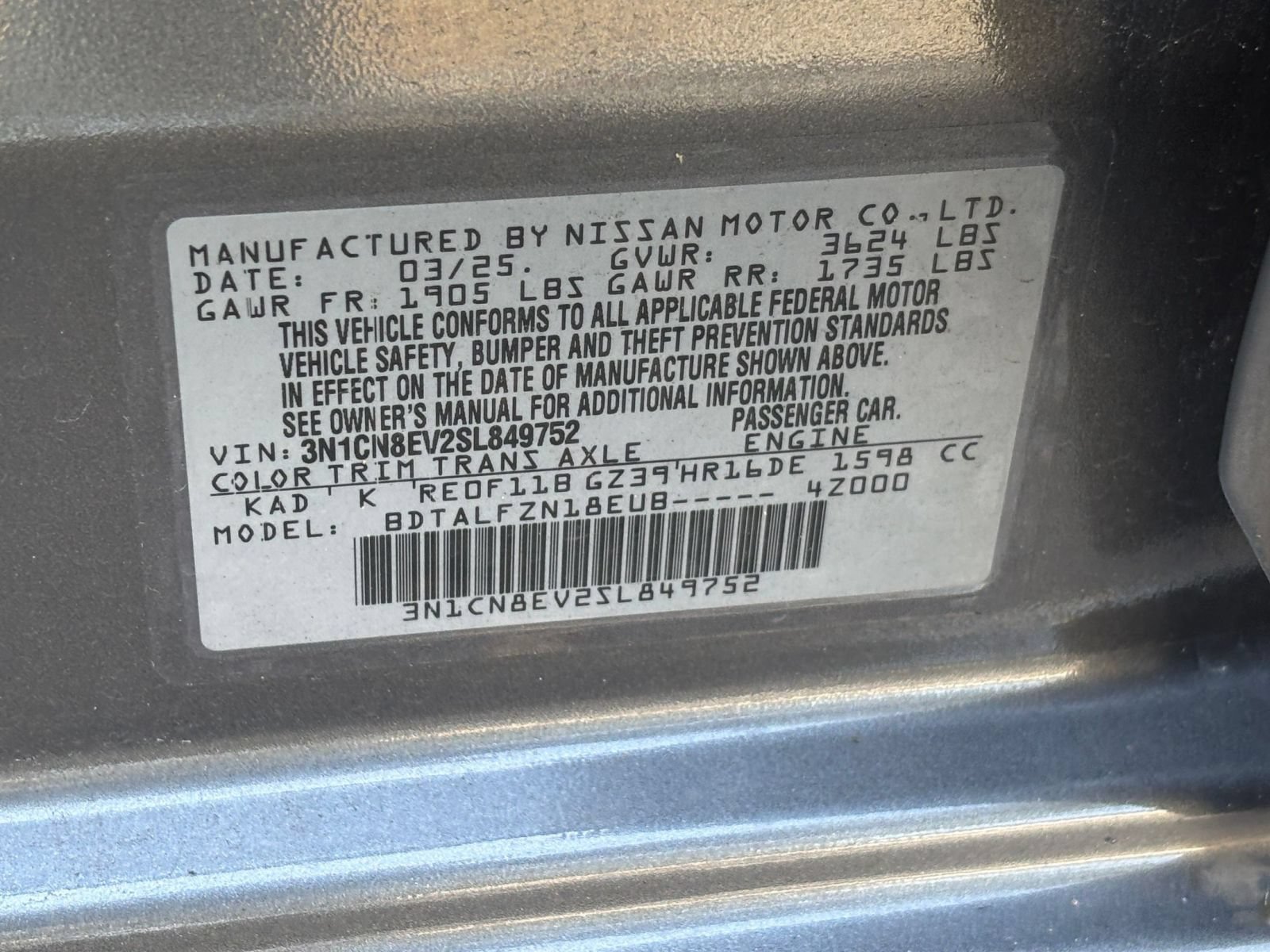 Used 2025 Nissan Versa SV FWD image 27