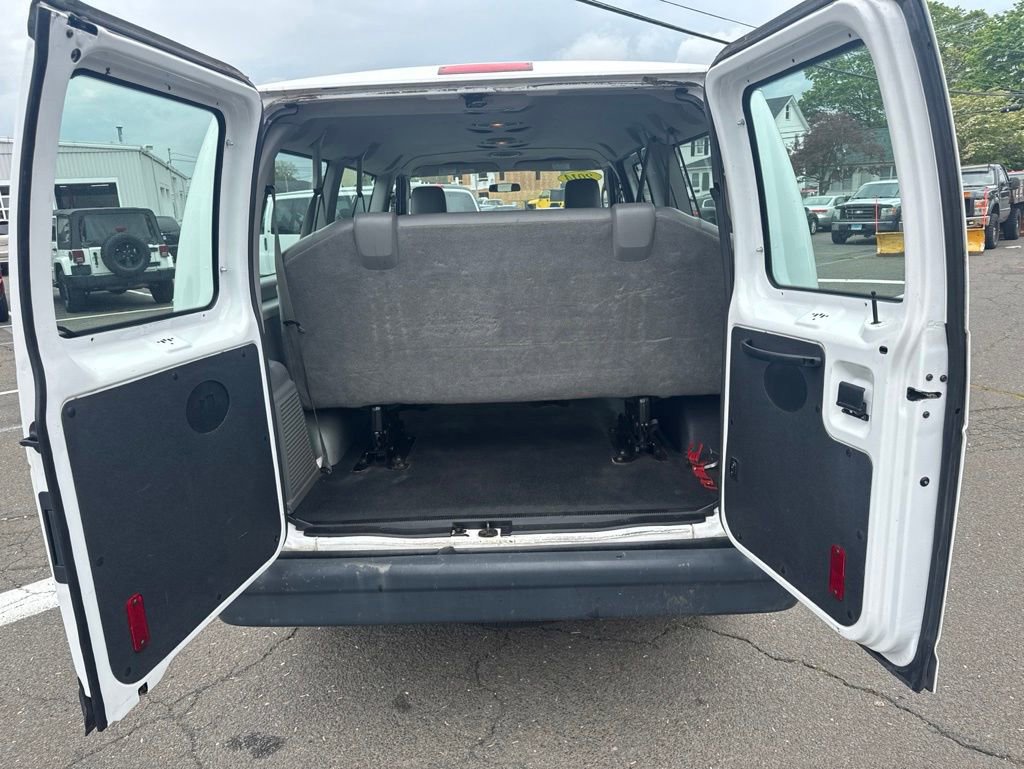 Used 2014 Ford E-350 and Econoline 350 XL w/ Power Windows & Locks Group RWD image 40