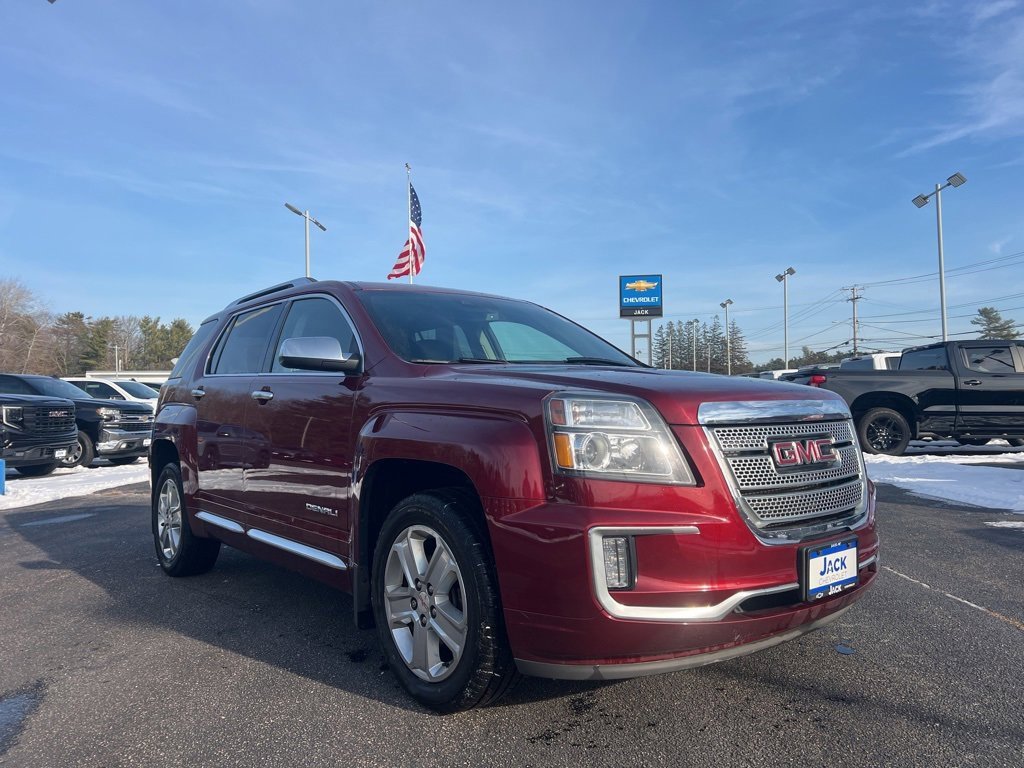 Used 2017 GMC Terrain Denali image 1