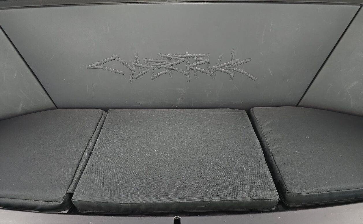 Used 2025 Tesla Cybertruck AWD Crew Cab image 6