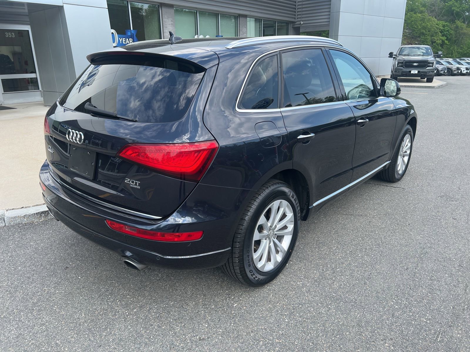 Used 2015 Audi Q5 2.0T Premium Plus w/ Technology Package AWD/4WD image 6