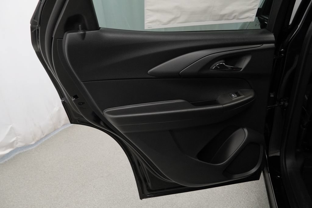 New 2026 Chevrolet TrailBlazer LT w/ Convenience Package FWD image 24