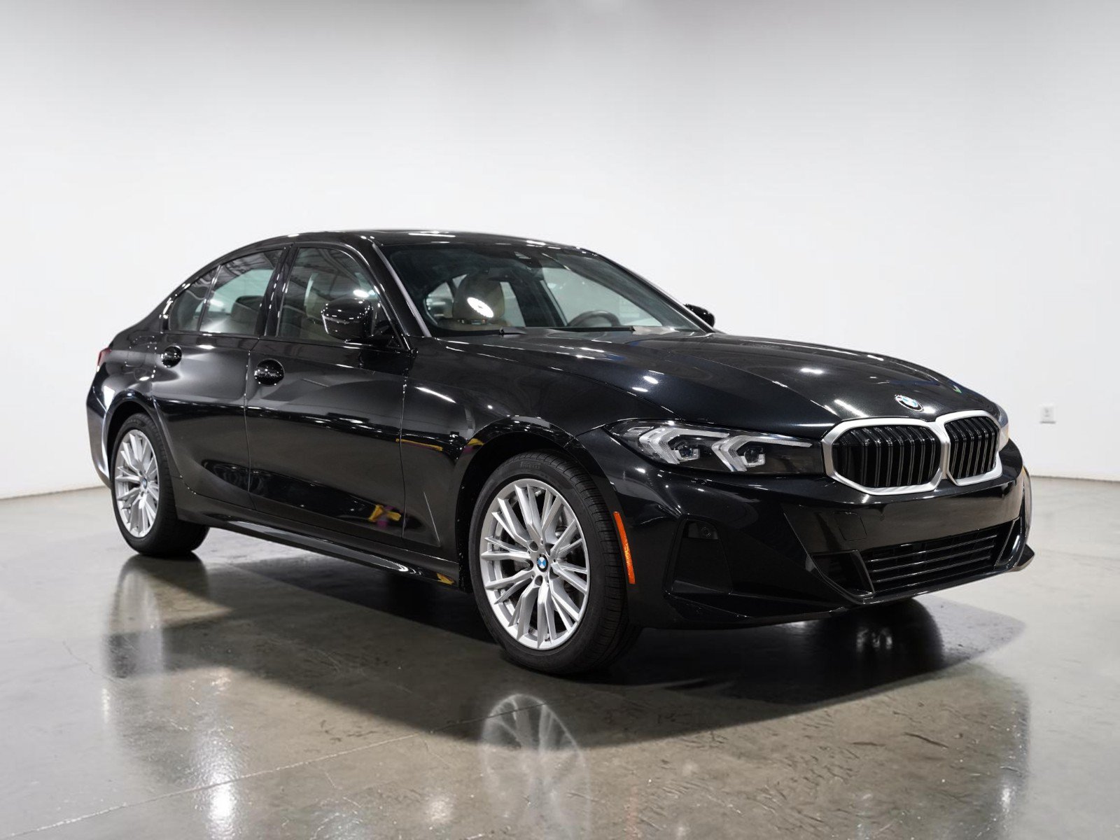 Used 2023 BMW 330i xDrive Sedan w/ Premium Package AWD/4WD image 22