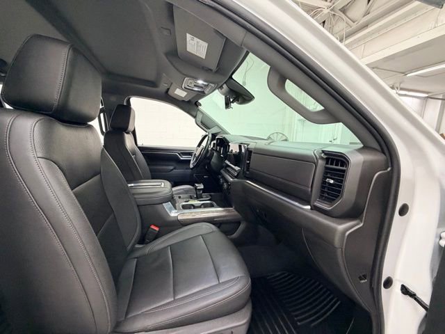 Certified 2022 Chevrolet Silverado 1500 LTZ w/ Technology Package image 31