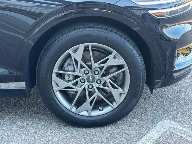 Used 2025 Genesis GV70 2.5T w/ Select Package image 16