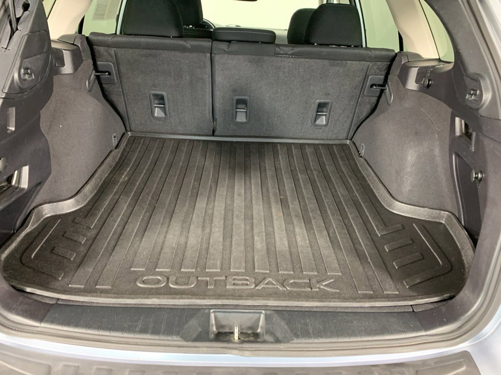 Used 2016 Subaru Outback 2.5i Premium image 13