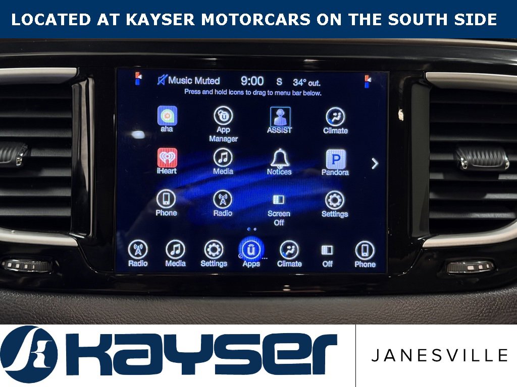 Used 2017 Chrysler Pacifica Touring image 30