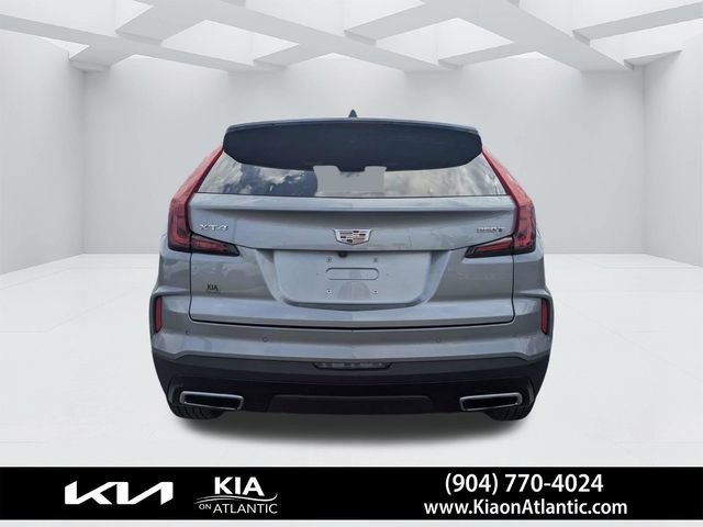 Used 2025 Cadillac XT4 Premium Luxury FWD image 4