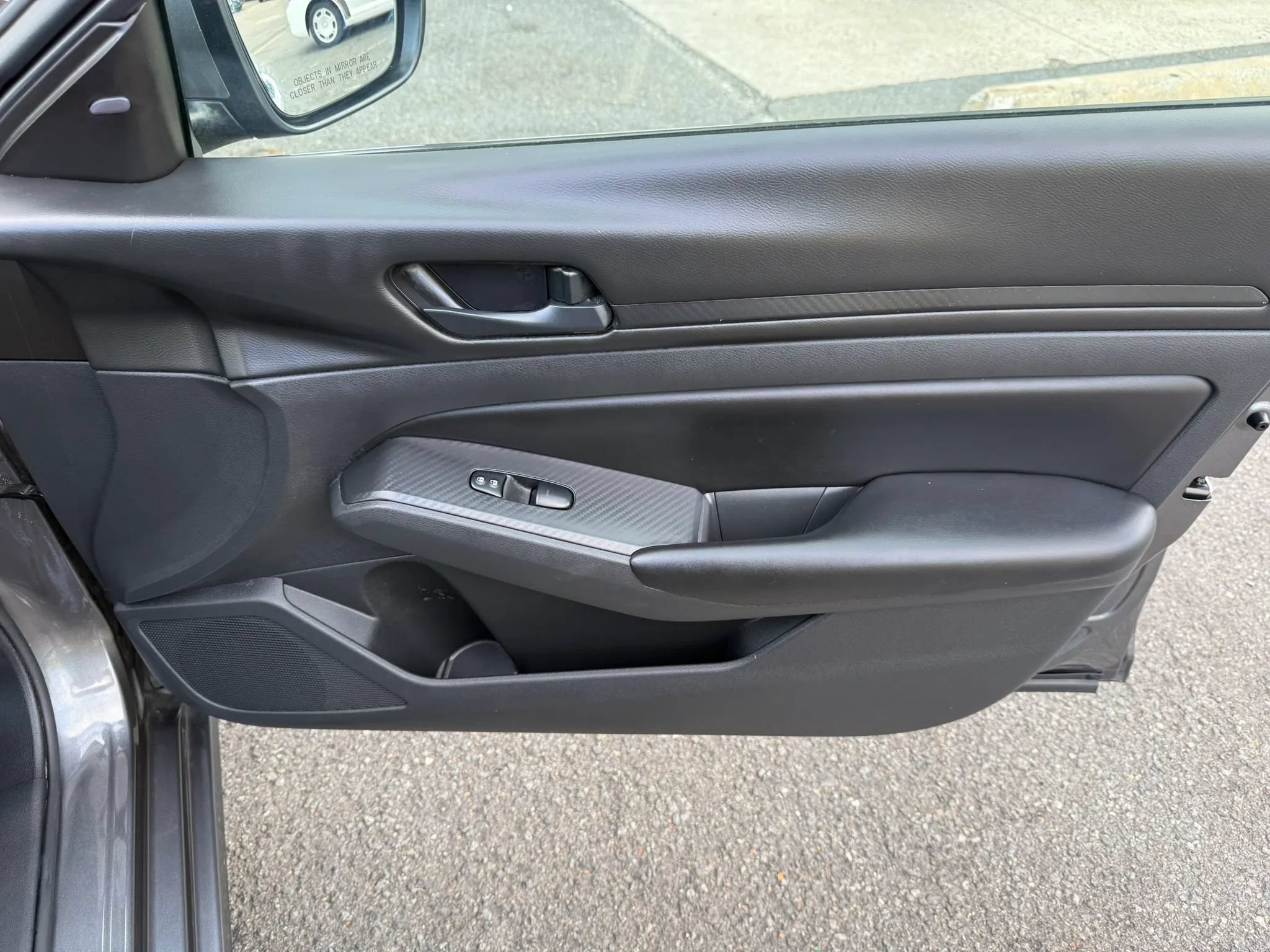 Used 2023 Nissan Altima 2.5 S FWD image 18