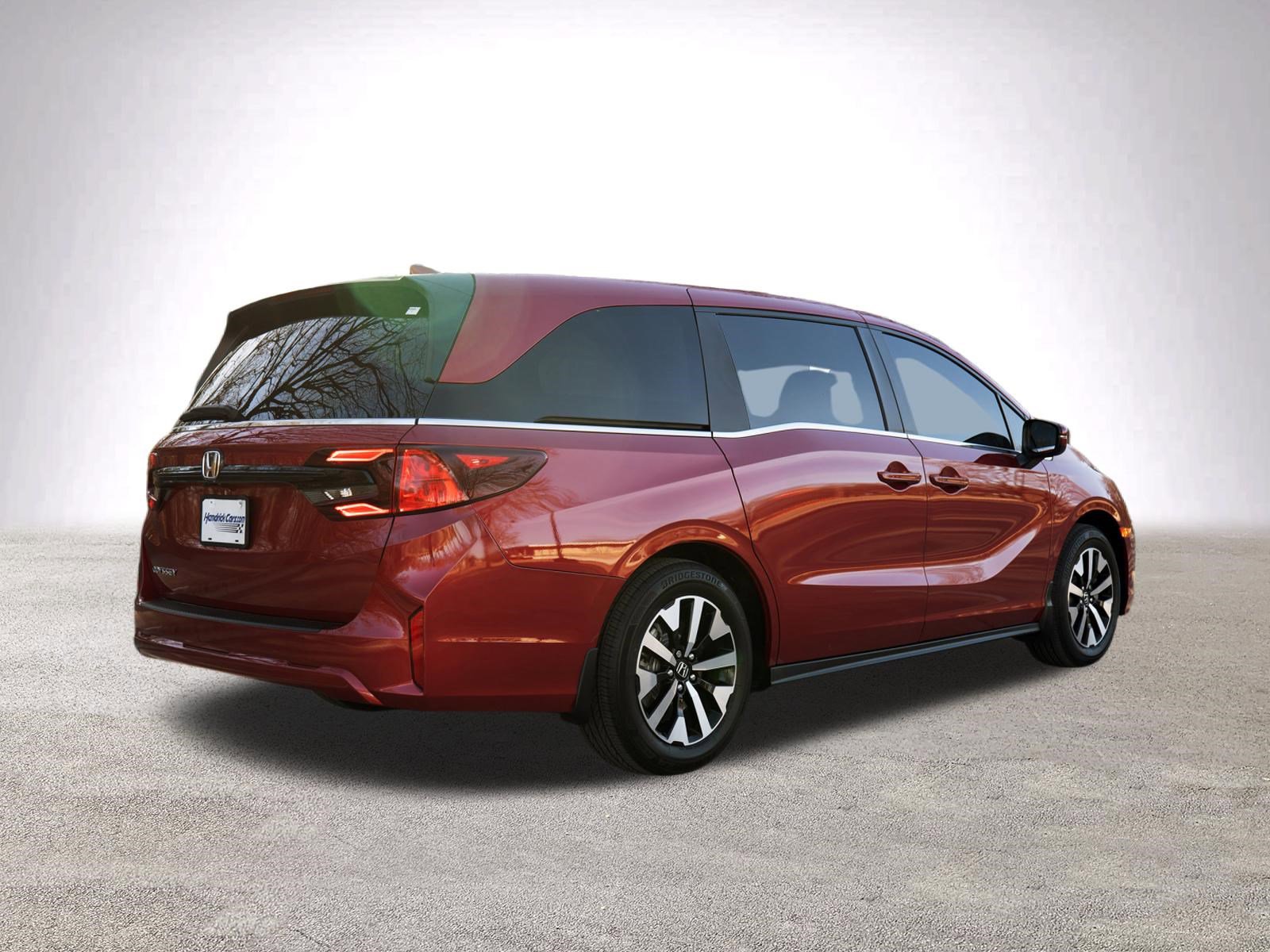 Certified 2026 Honda Odyssey EX-L image 9