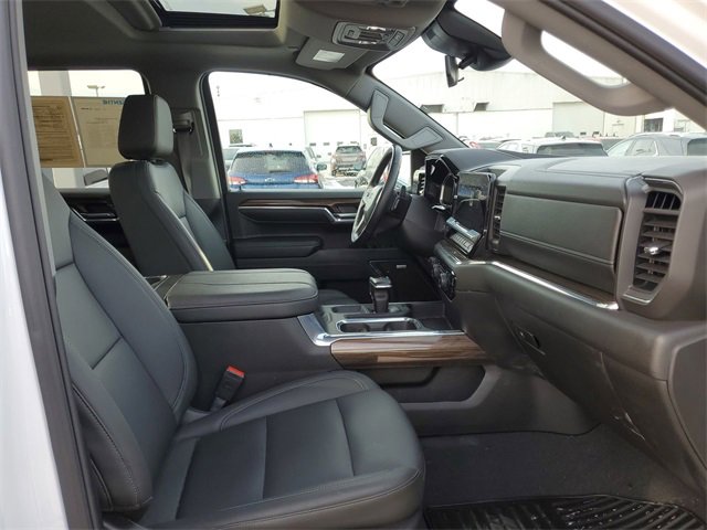 Used 2024 Chevrolet Silverado 1500 RST image 29