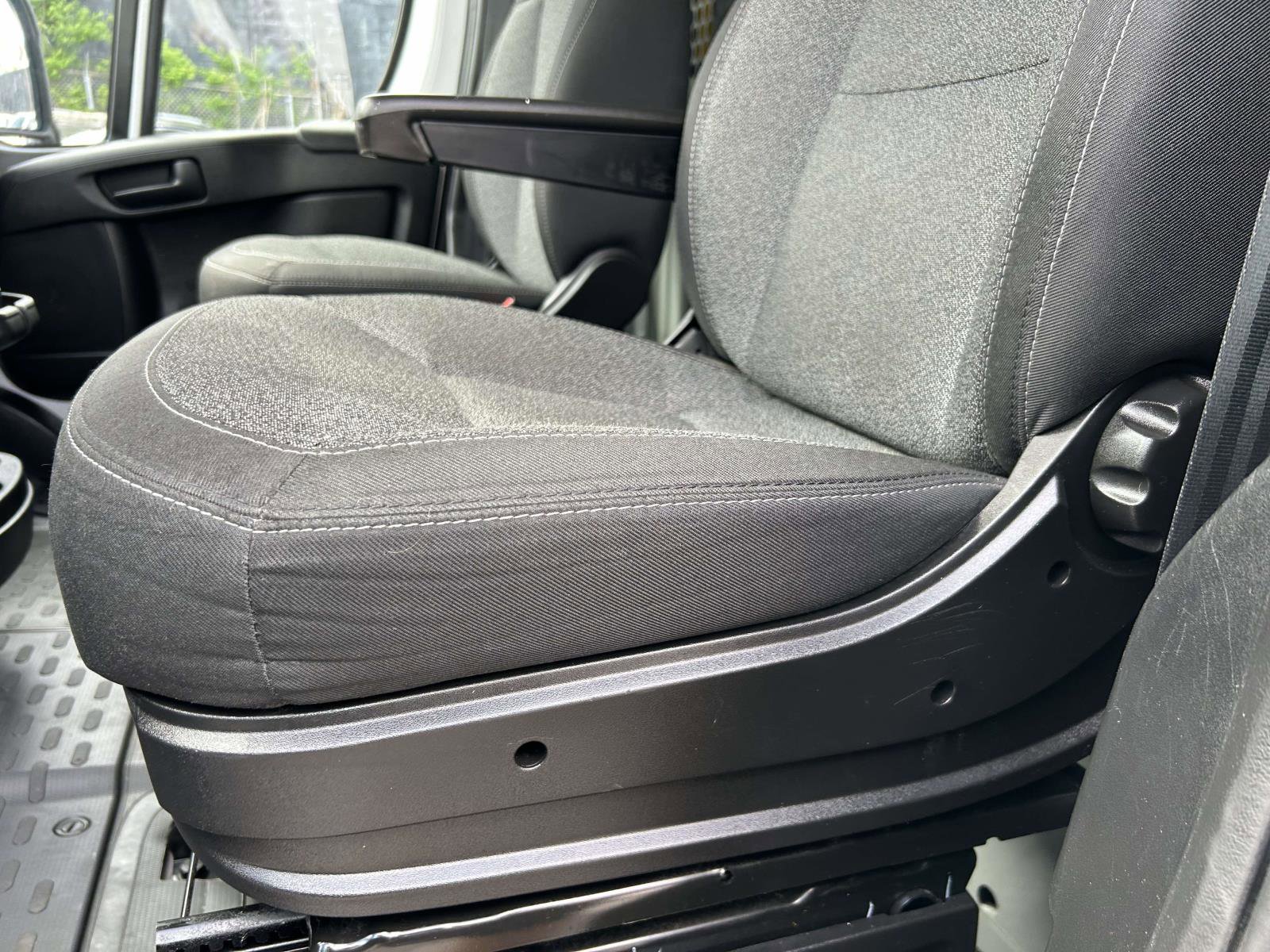 Used 2024 RAM ProMaster 2500 image 18