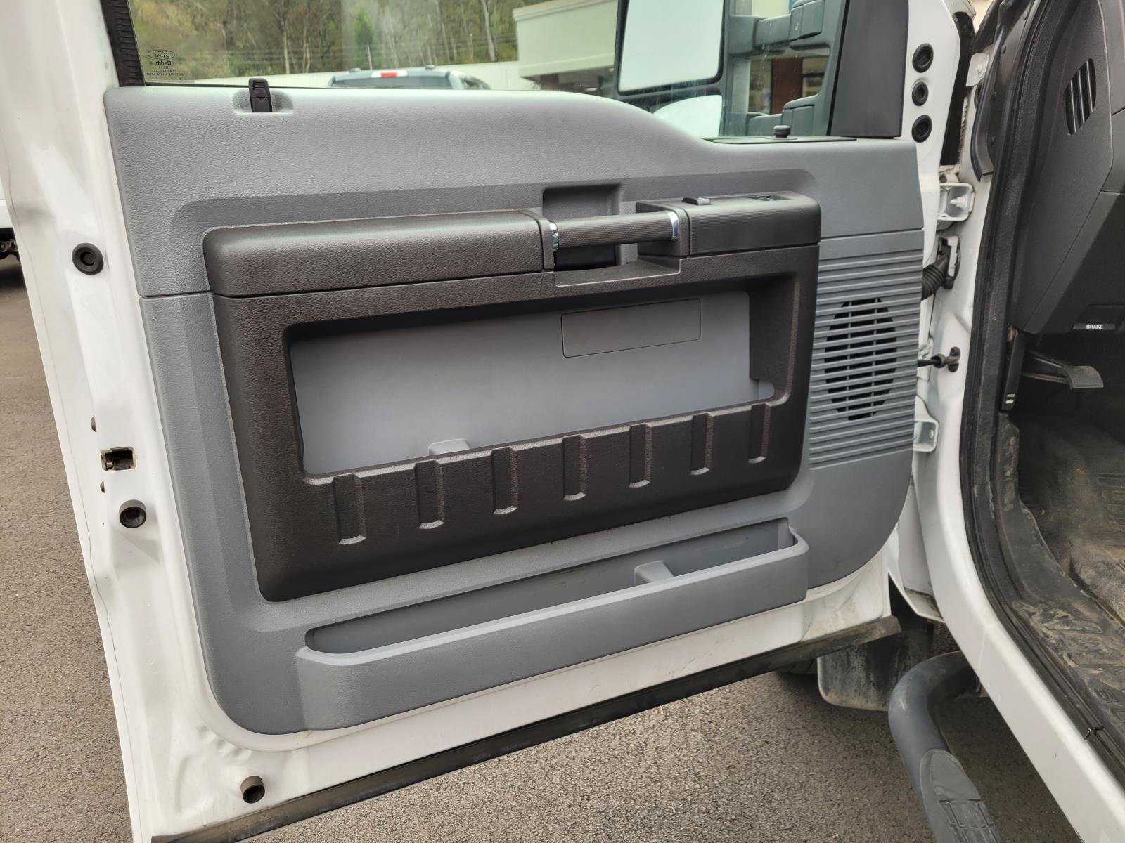 Used 2016 Ford F550 Luxury RWD image 11