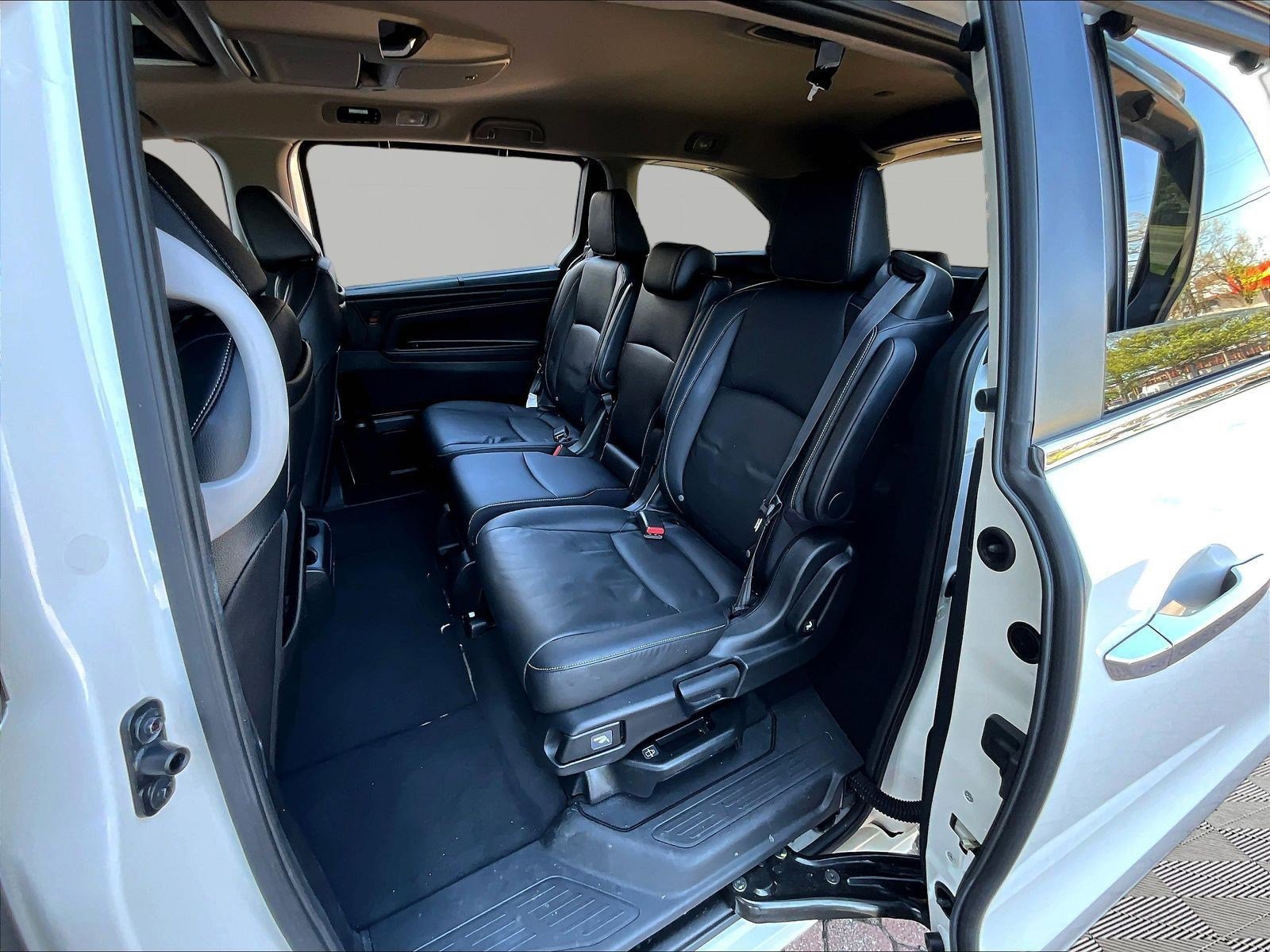 Used 2023 Honda Odyssey Touring image 21