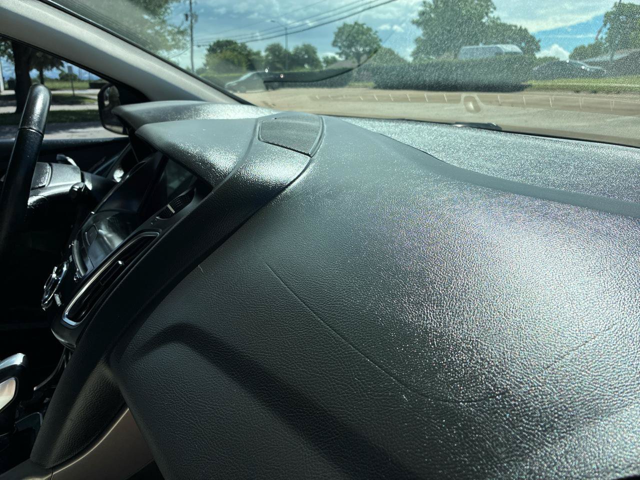Used 2018 Ford Focus Titanium FWD image 40