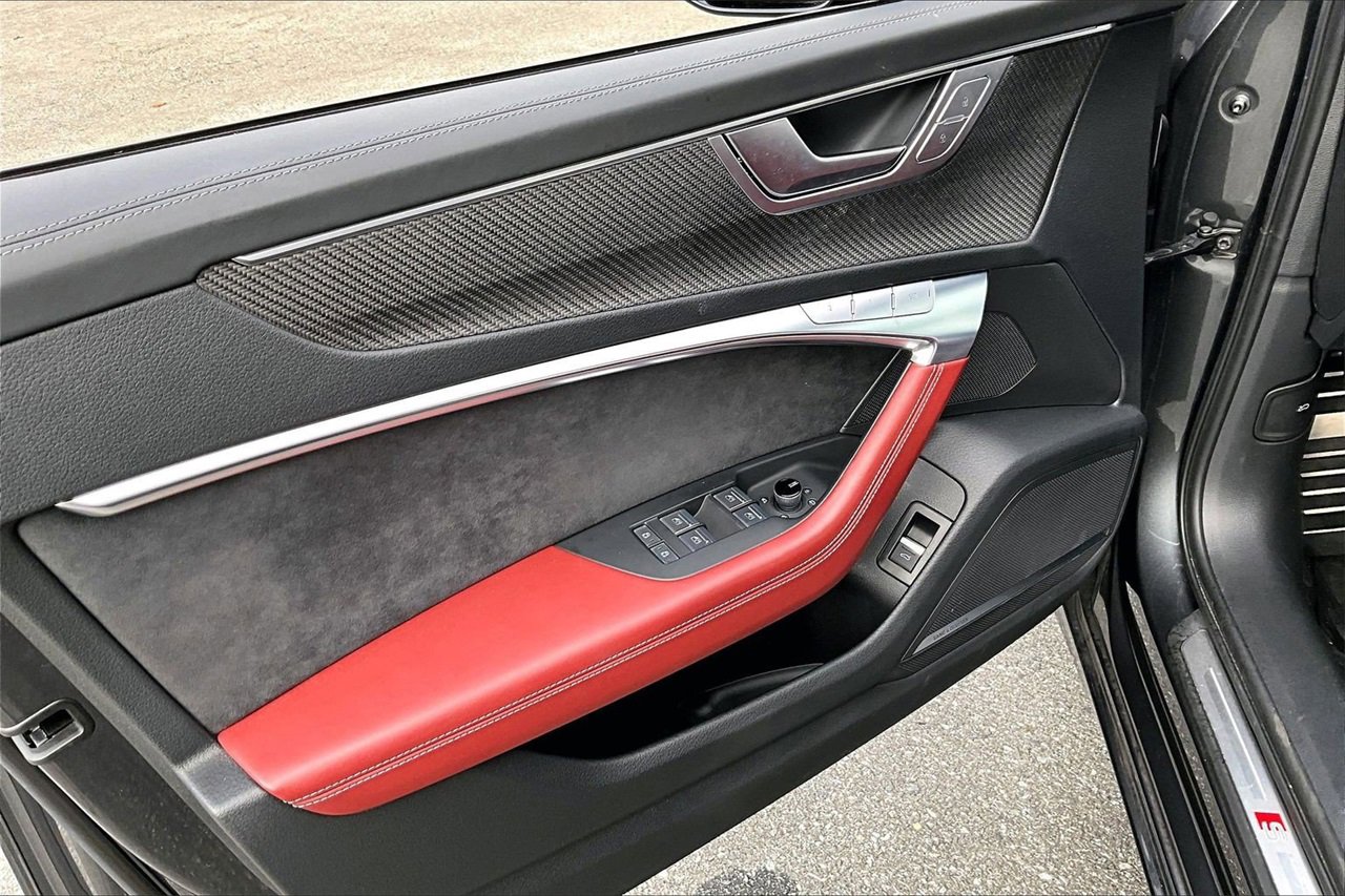 Used 2022 Audi S6 Premium Plus image 26