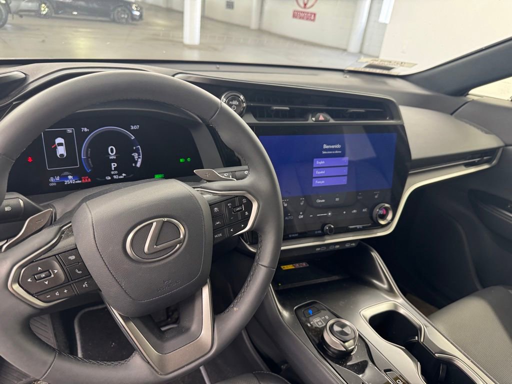 Used 2025 Lexus RZ 300e w/ Accessory Package (Z1) FWD image 8