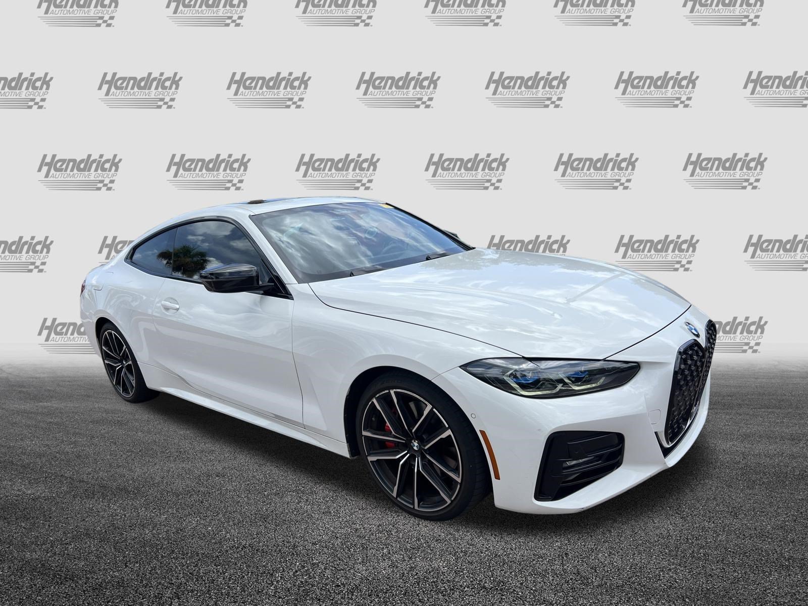 Certified 2024 BMW 430i Coupe w/ M Sport Package RWD image 2