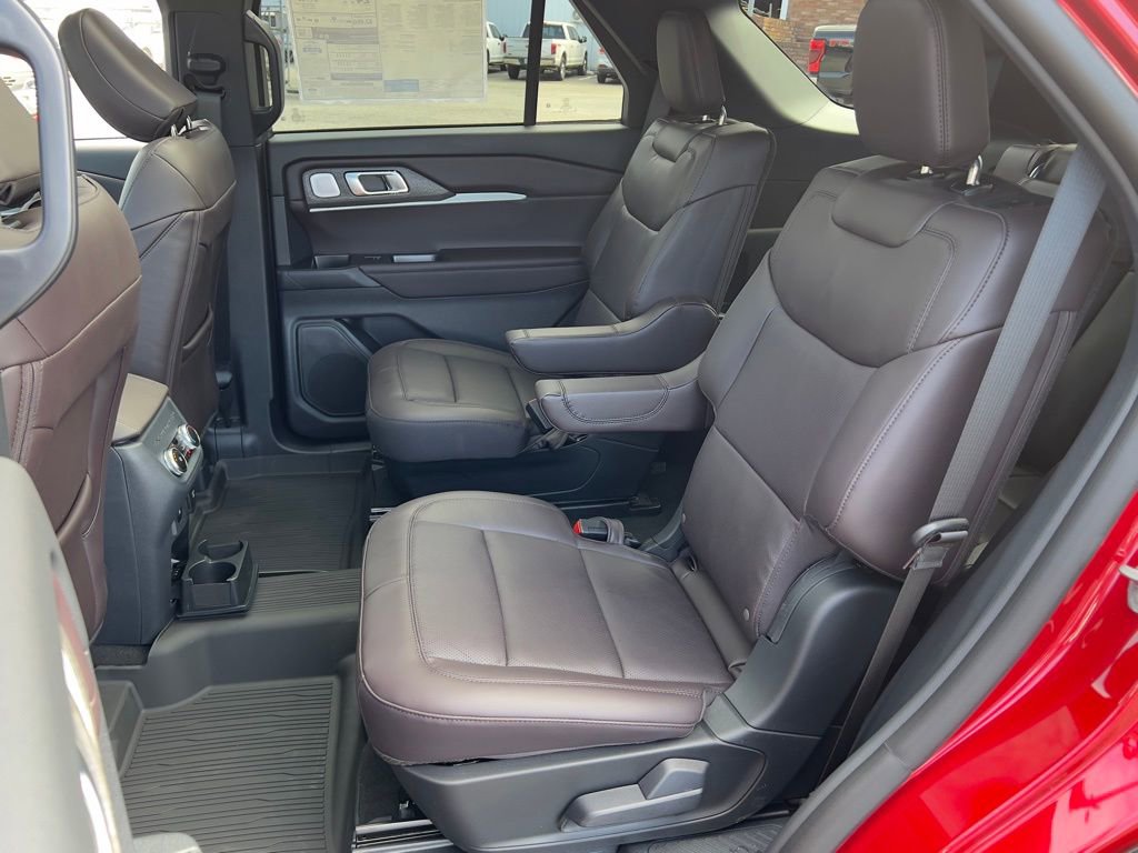 New 2026 Ford Explorer Platinum RWD image 15