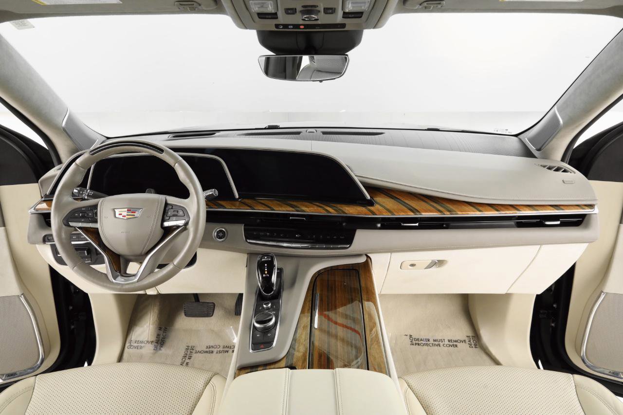 Used 2023 Cadillac Escalade ESV Sport Platinum image 13